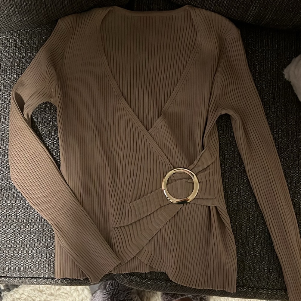Sweater - Picture 3 of 7
